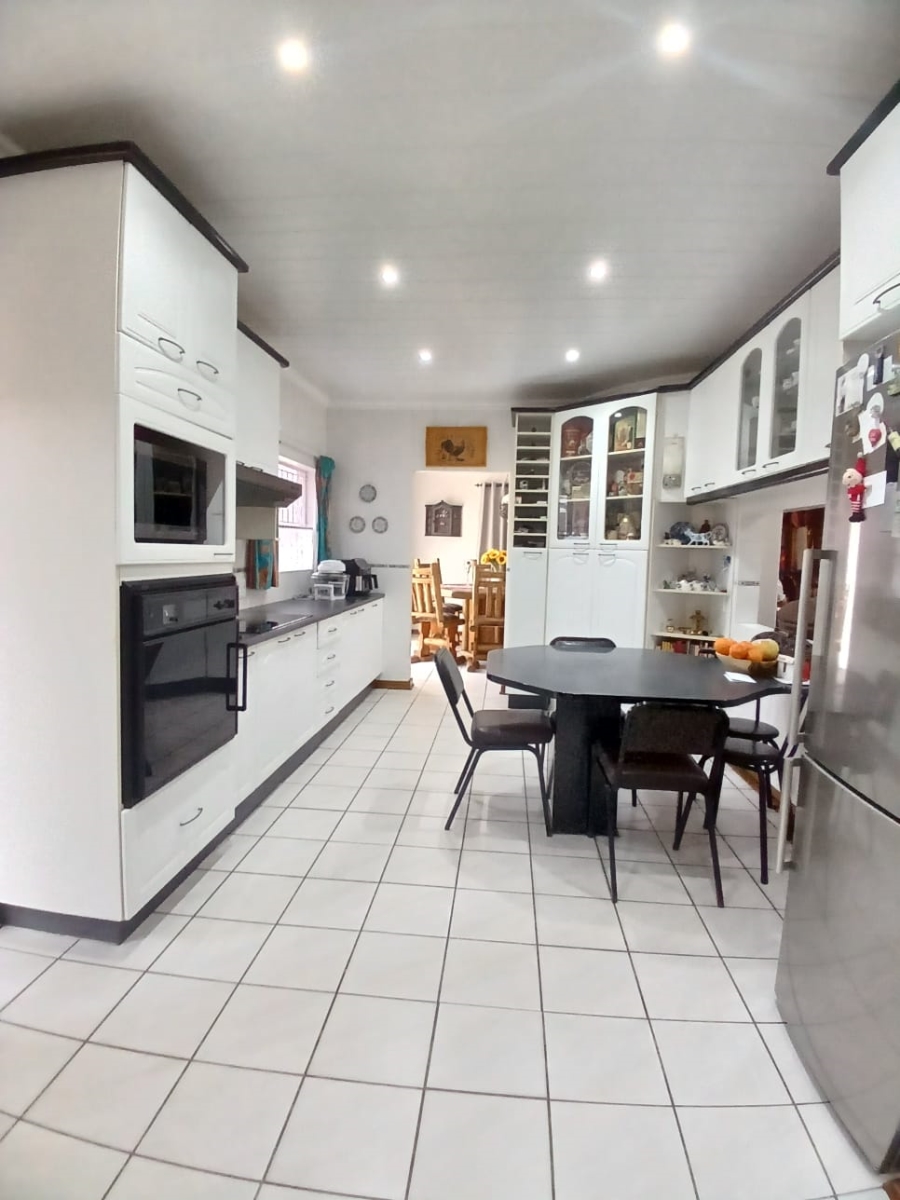 4 Bedroom Property for Sale in Sasolburg Ext 11 Free State